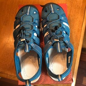 Keen Women’s Clearwater hiking sandals